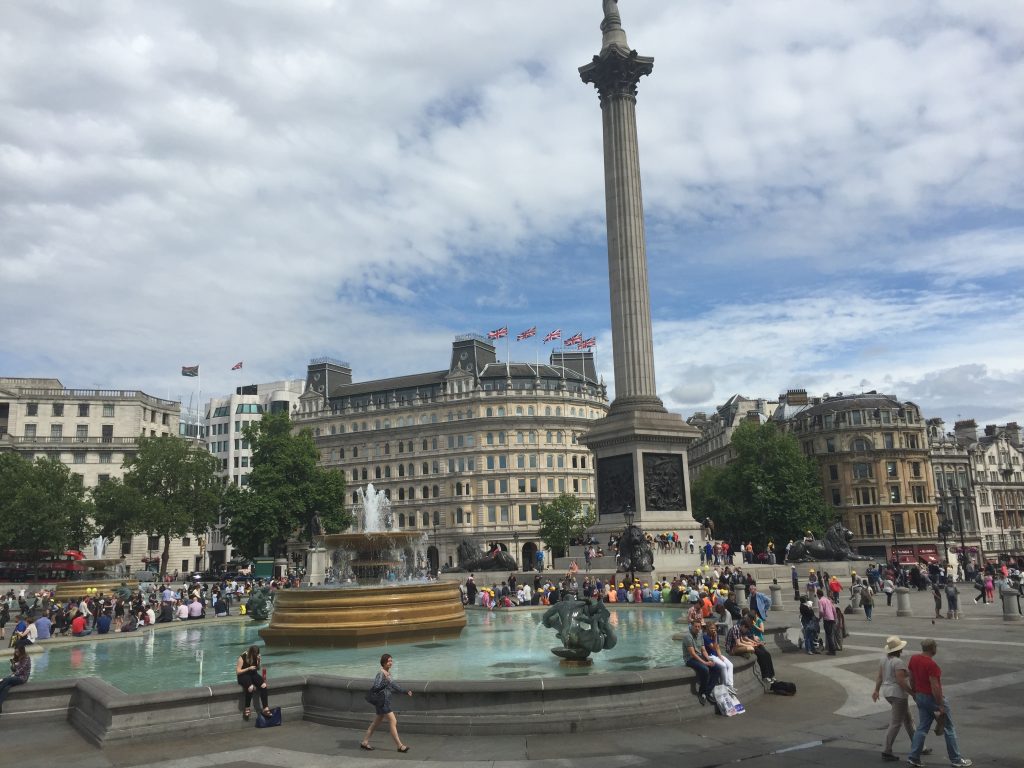 Trafalgar Square reviews and family offers London days out kids