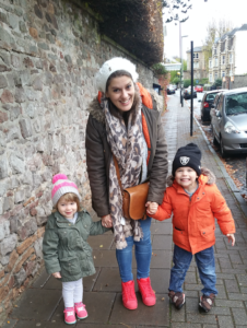 mummy blogger zeena moolla with kids